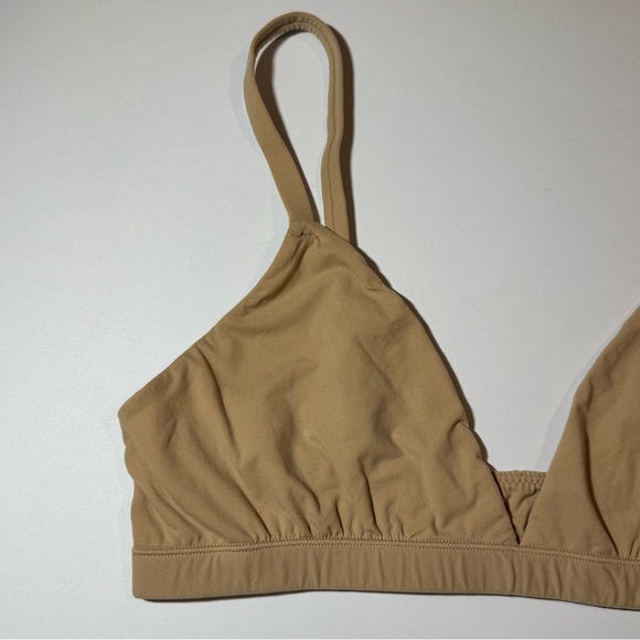 SKIMS Fits Everybody Triangle Bralette size Large - Picture 5 of 10